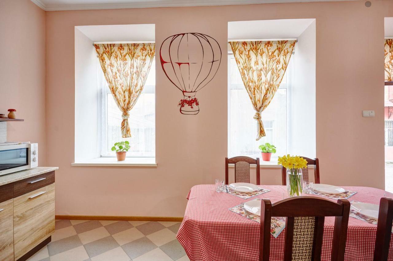 Sweet Home Kamianets-Podilskyi Exterior foto