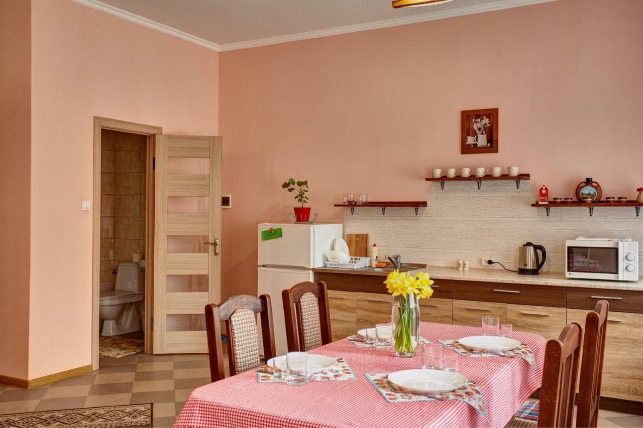 Sweet Home Kamianets-Podilskyi Exterior foto